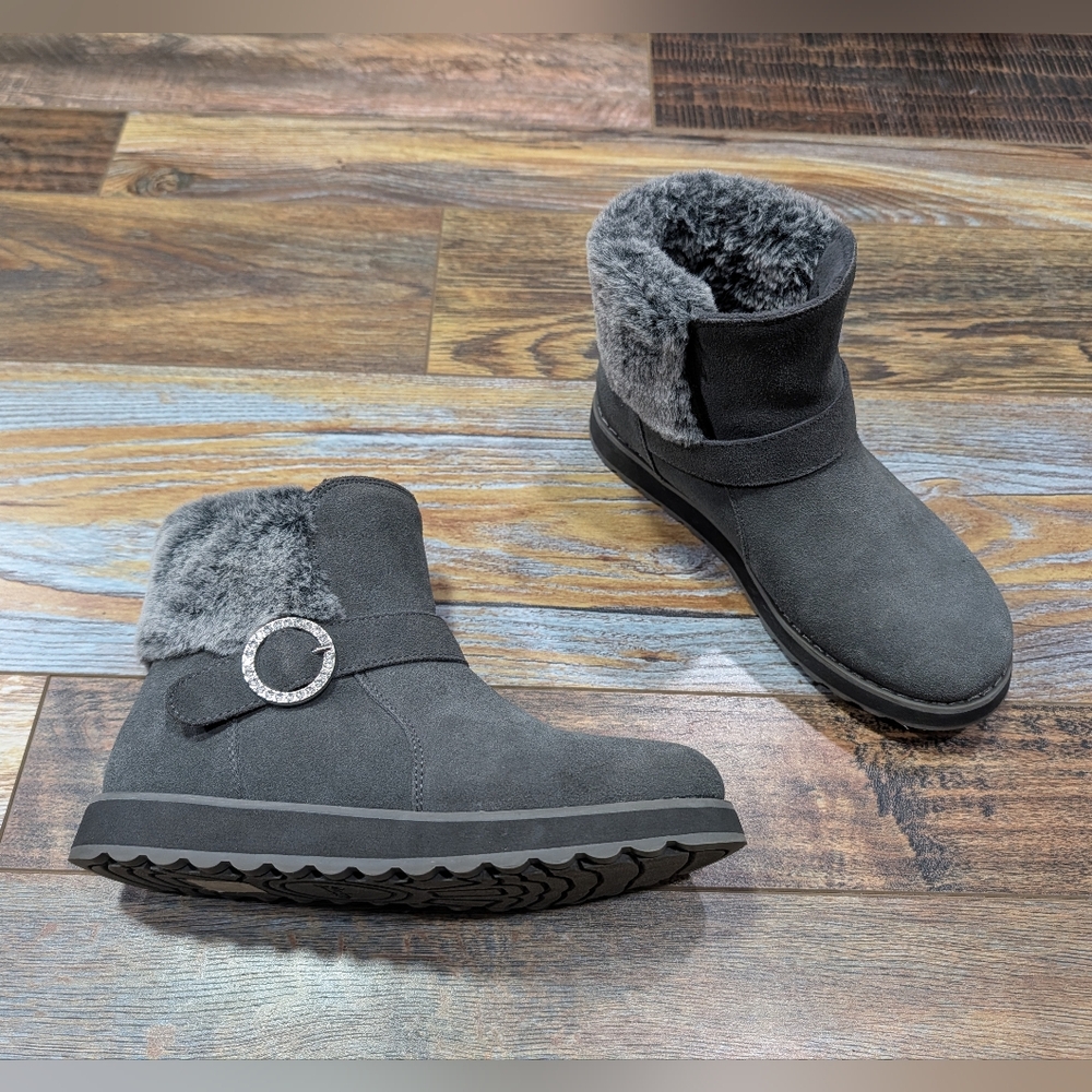 Skechers Keepsakes 2.0 women's winter boots in gray faux fur trim